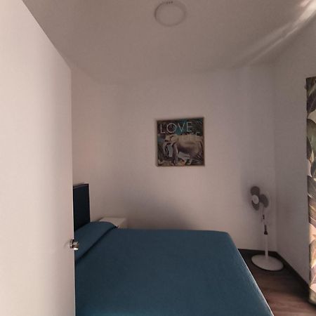 Appartamento Casa Luzon, terraza-solarium con ducha y salon rustico Villarejo de Salvanés Esterno foto